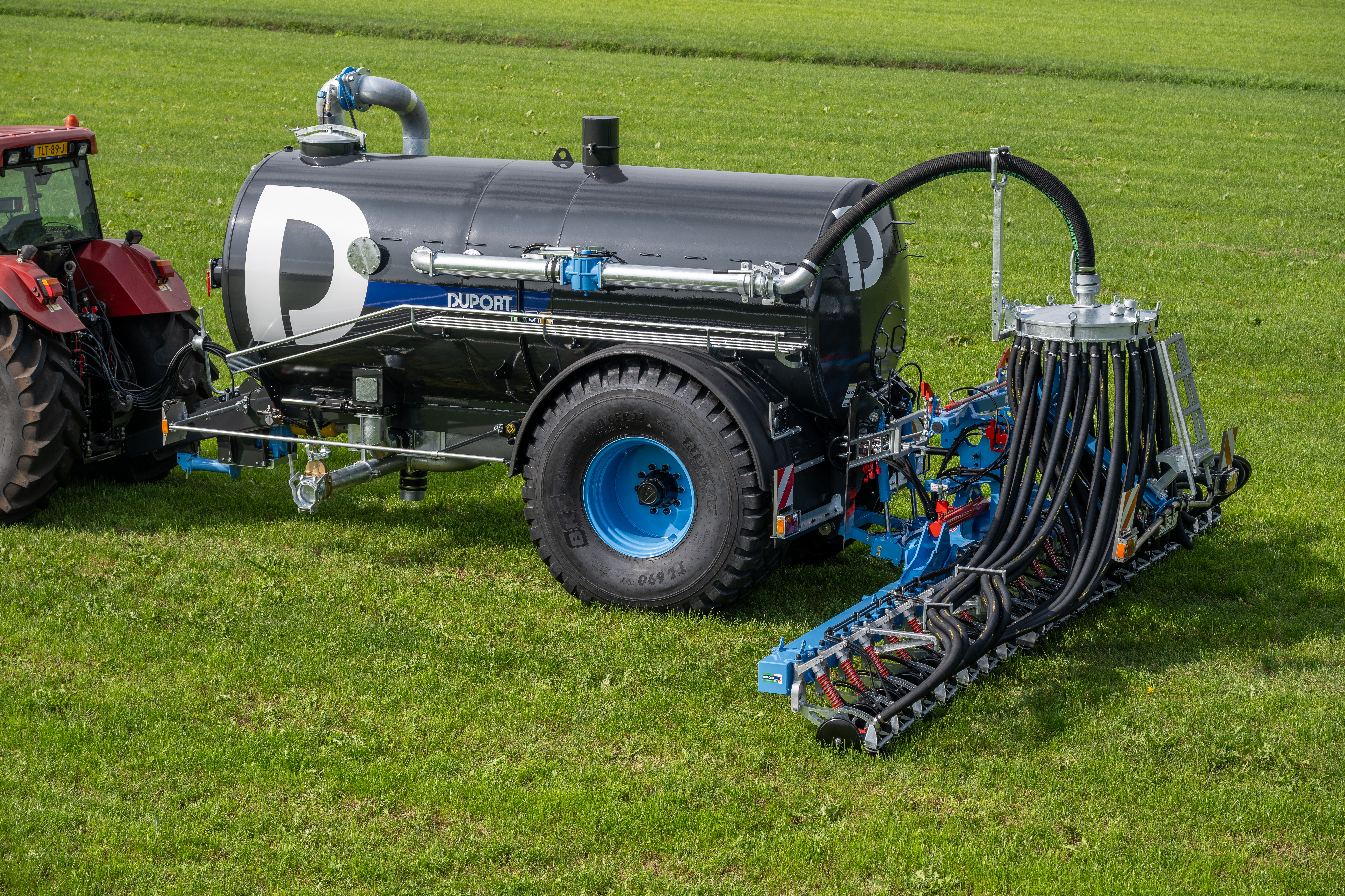 HR-7996